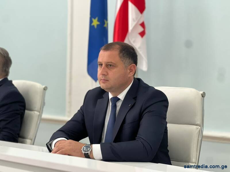 დღეს სამტრედიის მუნიციპალიტეტის საკრებულოს სხდომა გაიმართა